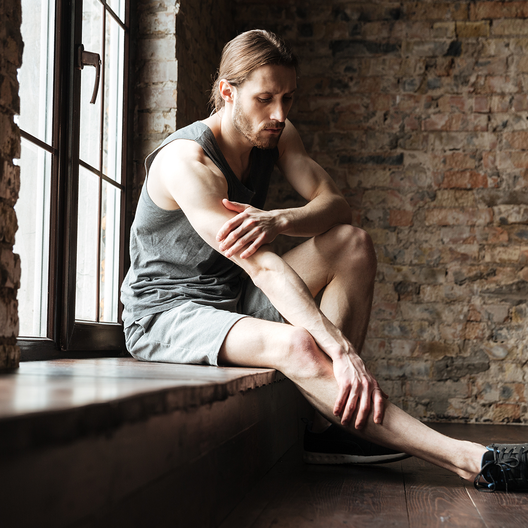 man suffer from leg pain